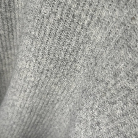 Madewell Bell Sleeve Pullover Sweater Size Small - Picture 12 of 14